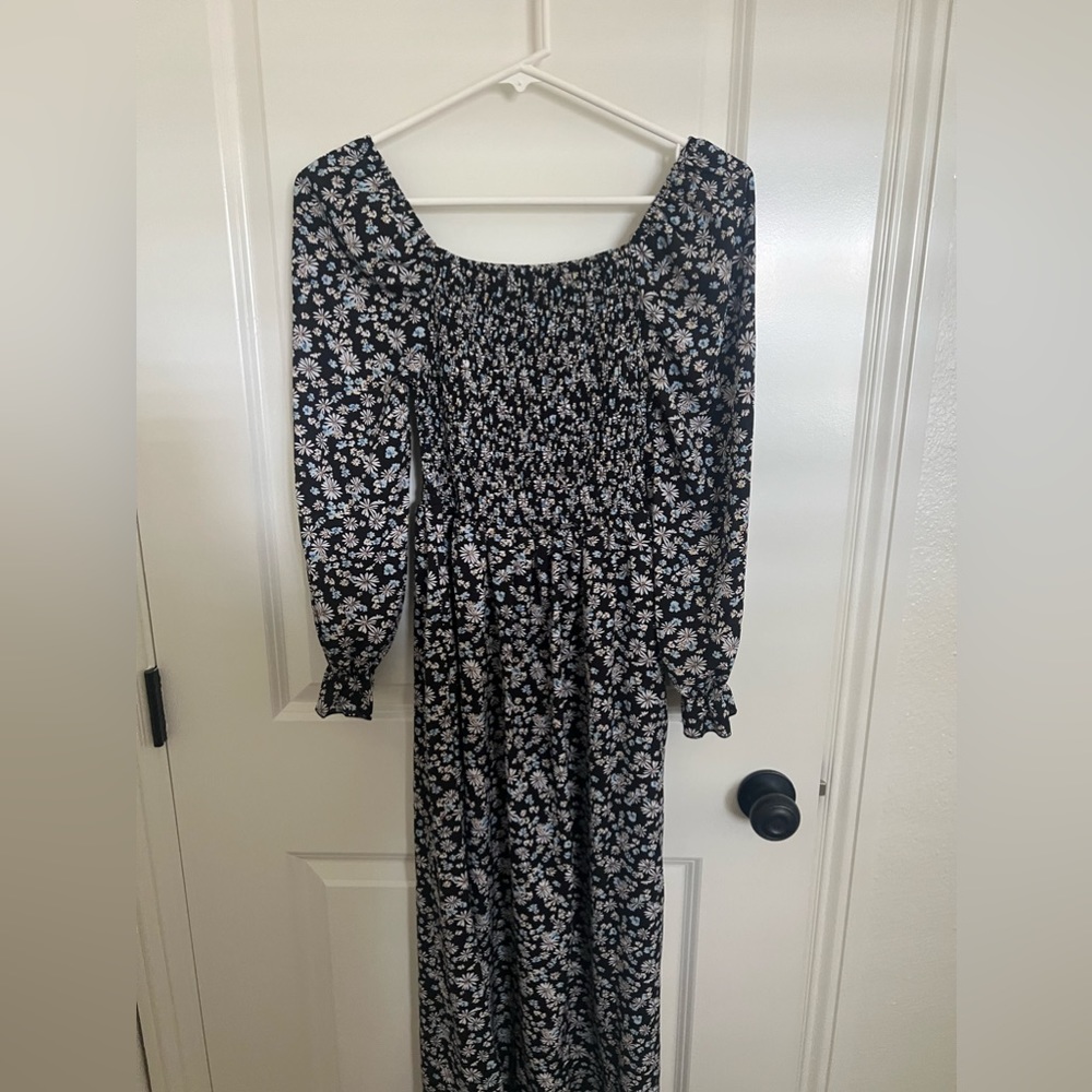 Long sleeve floral black dress